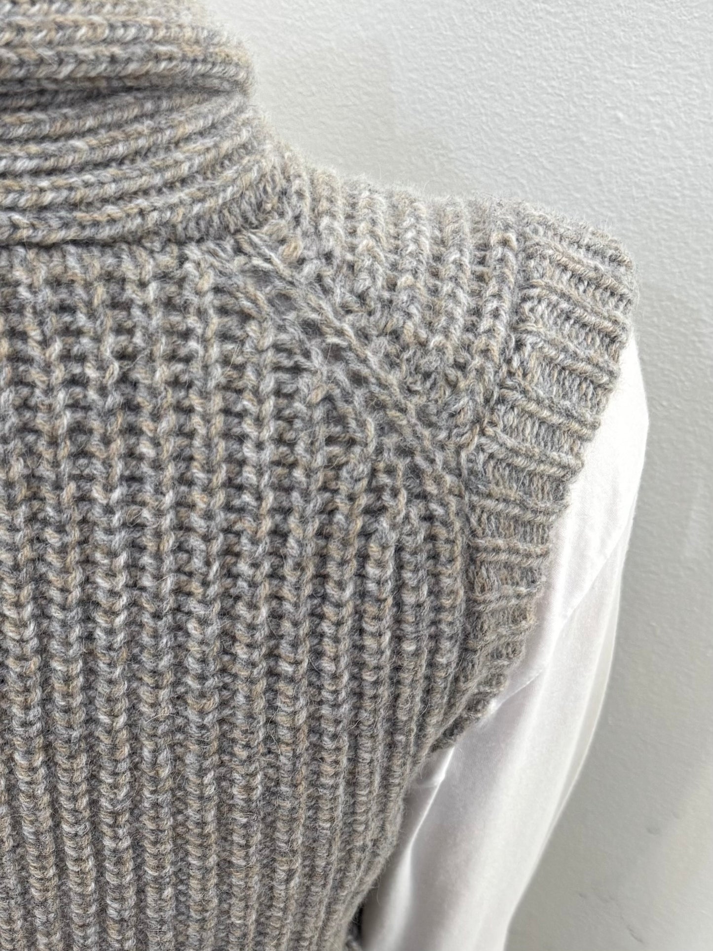 Fedeli alpaca vest gray